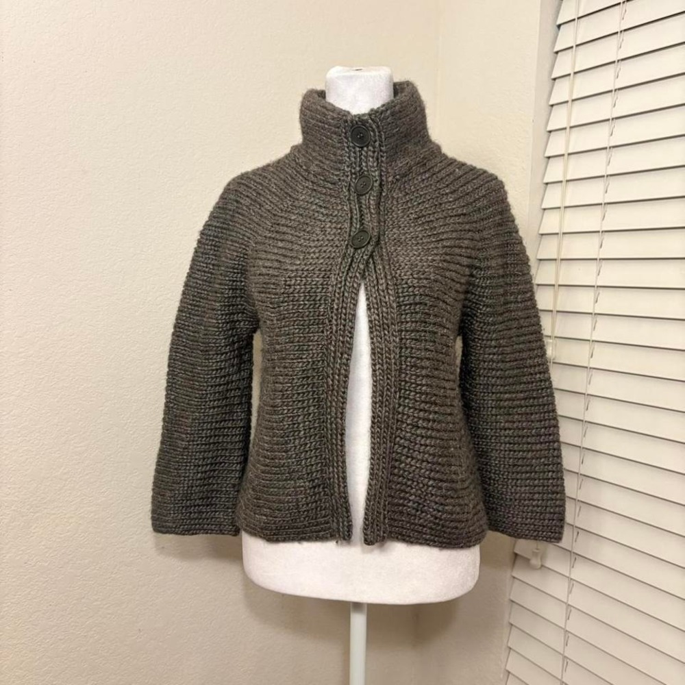 Lutz & Patmos merino wool mock neck chunky knit button cardigan cape sweater